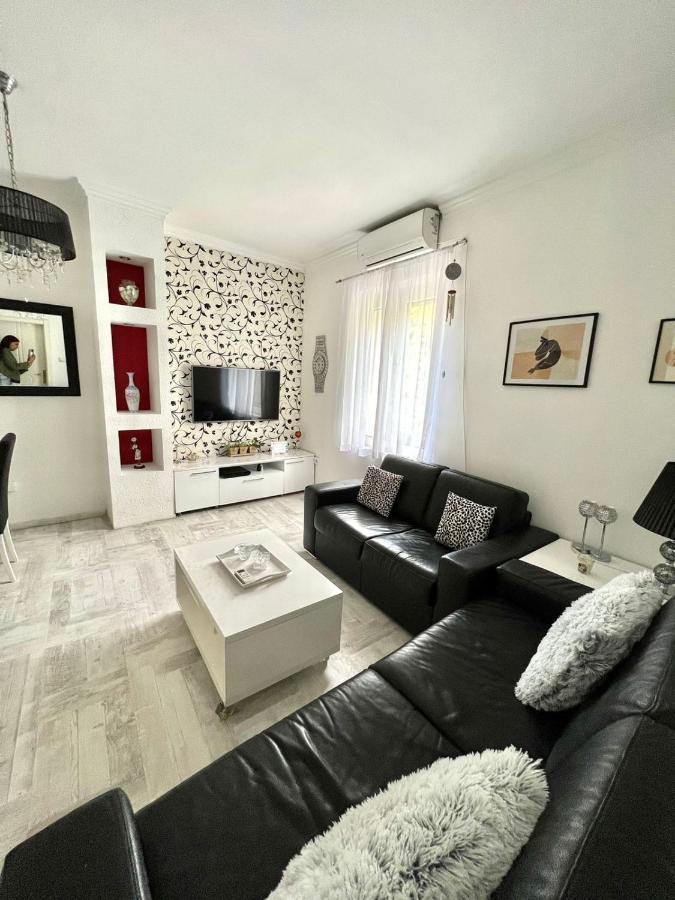 Apartment Kiki Kotor Eksteriør billede