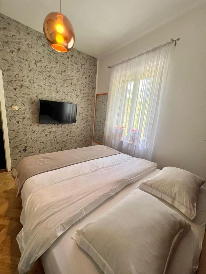 Apartment Kiki Kotor Eksteriør billede